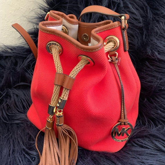 Michael Kors Hand Bag - Picture 5 of 6